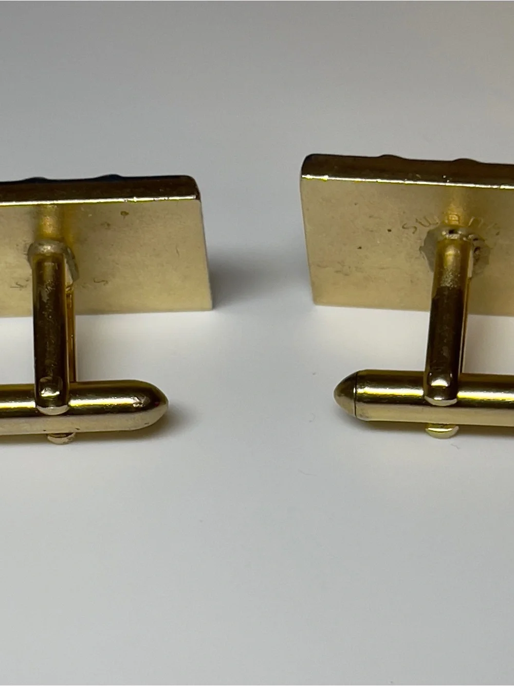 Vintage Swank Art Deco Chevron Men’s Cufflinks Rectangle Textured Gold Tone